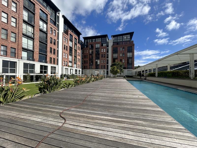 1 Bedroom Property for Sale in Gardens Western Cape